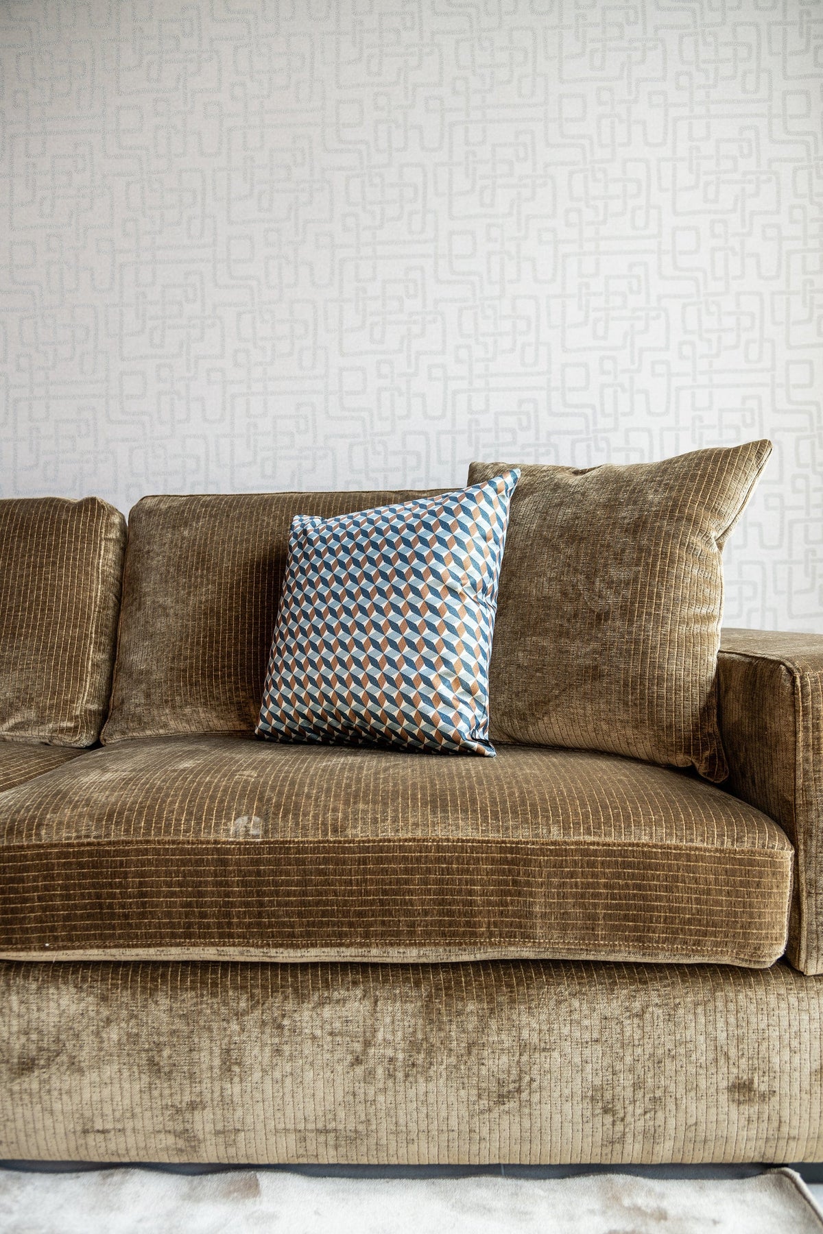 Richmond Interiors Accessories Cushion Vivienne 50x50 (Geo Shape 7021 Space Donna BT24004) House of Isabella UK