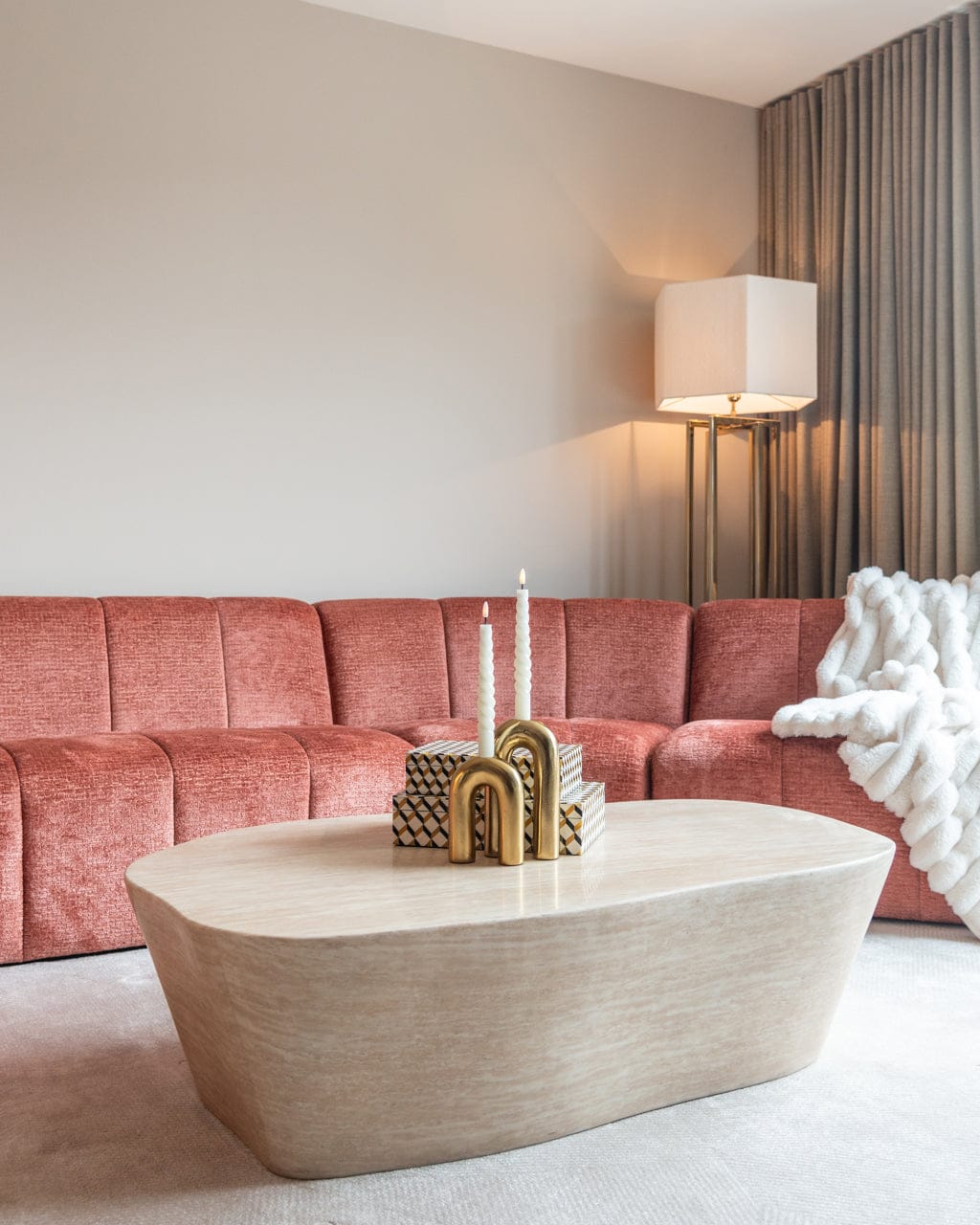 Richmond Interiors Accessories Plaid Amin white House of Isabella UK