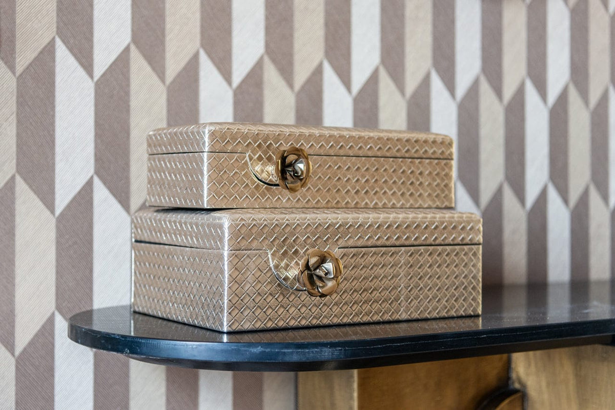 Richmond Interiors Accessories Storage box Trace gold small House of Isabella UK