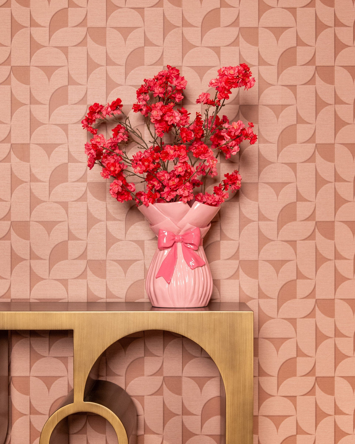 Richmond Interiors Accessories Vase Bowenn (Pink) House of Isabella UK