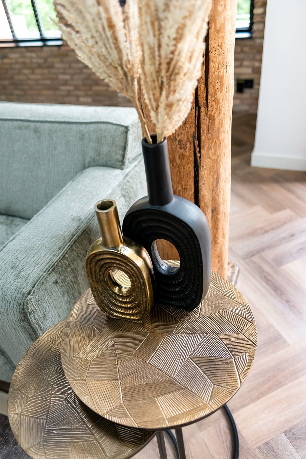 Richmond Interiors Accessories Vase Emar big (Black) House of Isabella UK