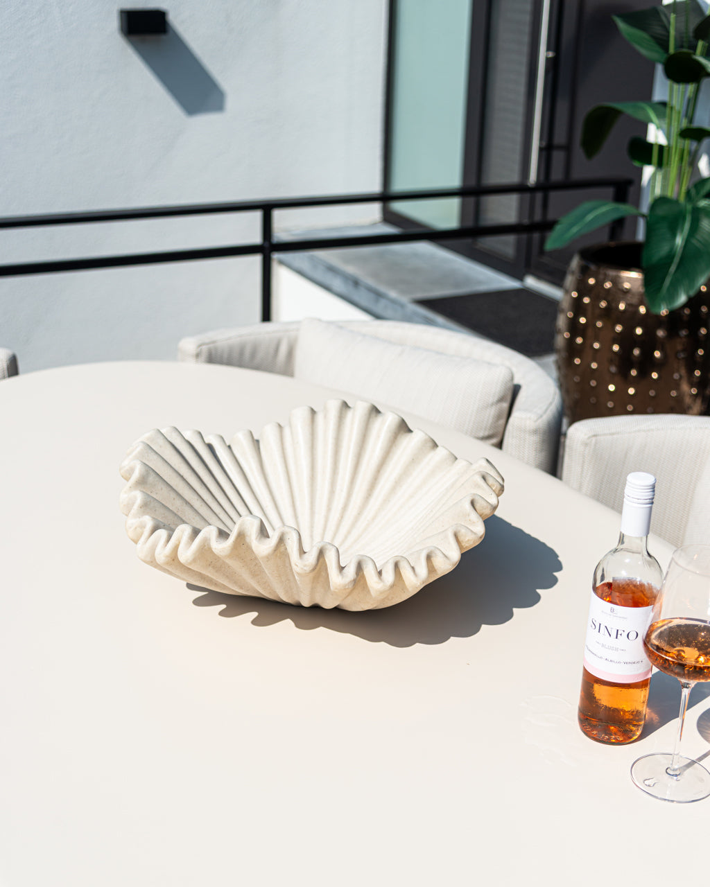 Richmond Interiors Dining Bowl Sabah white House of Isabella UK