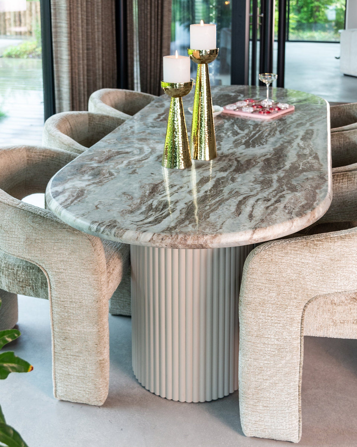 Richmond Interiors Dining Dining table Coronel House of Isabella UK