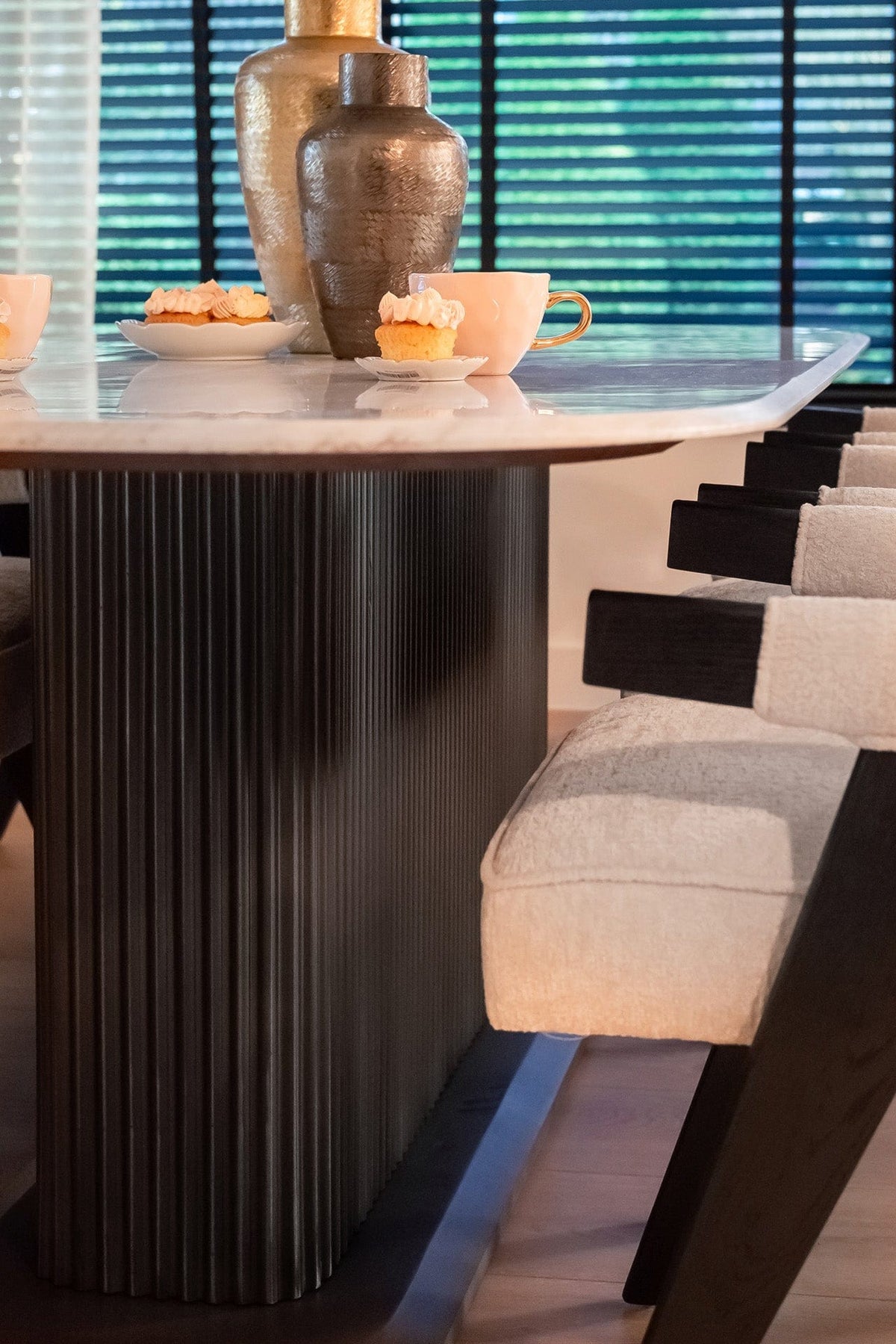 Richmond Interiors Dining Dining table Mayfield 230 House of Isabella UK