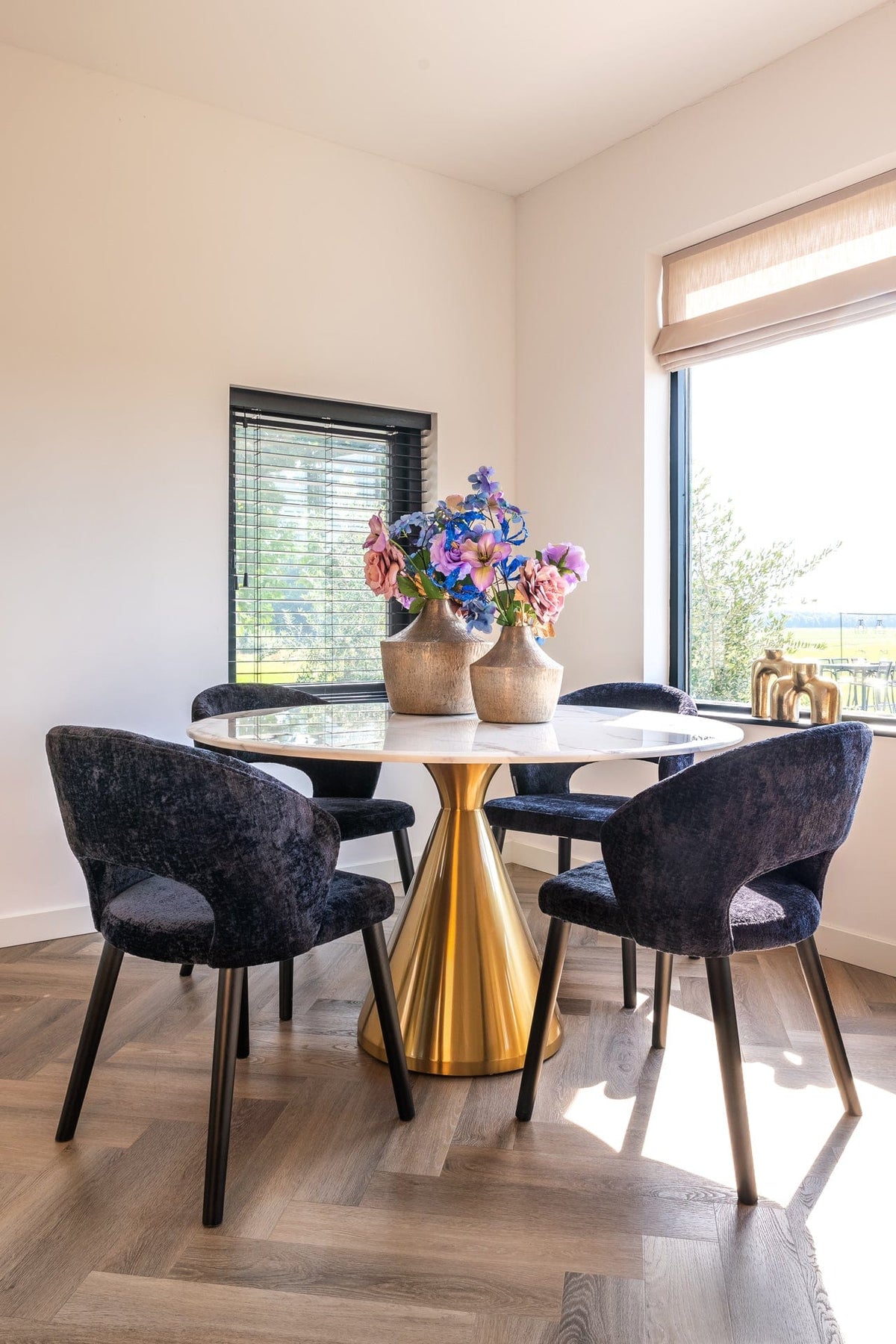 Richmond Interiors Dining Dining table Tenille 130Ø House of Isabella UK