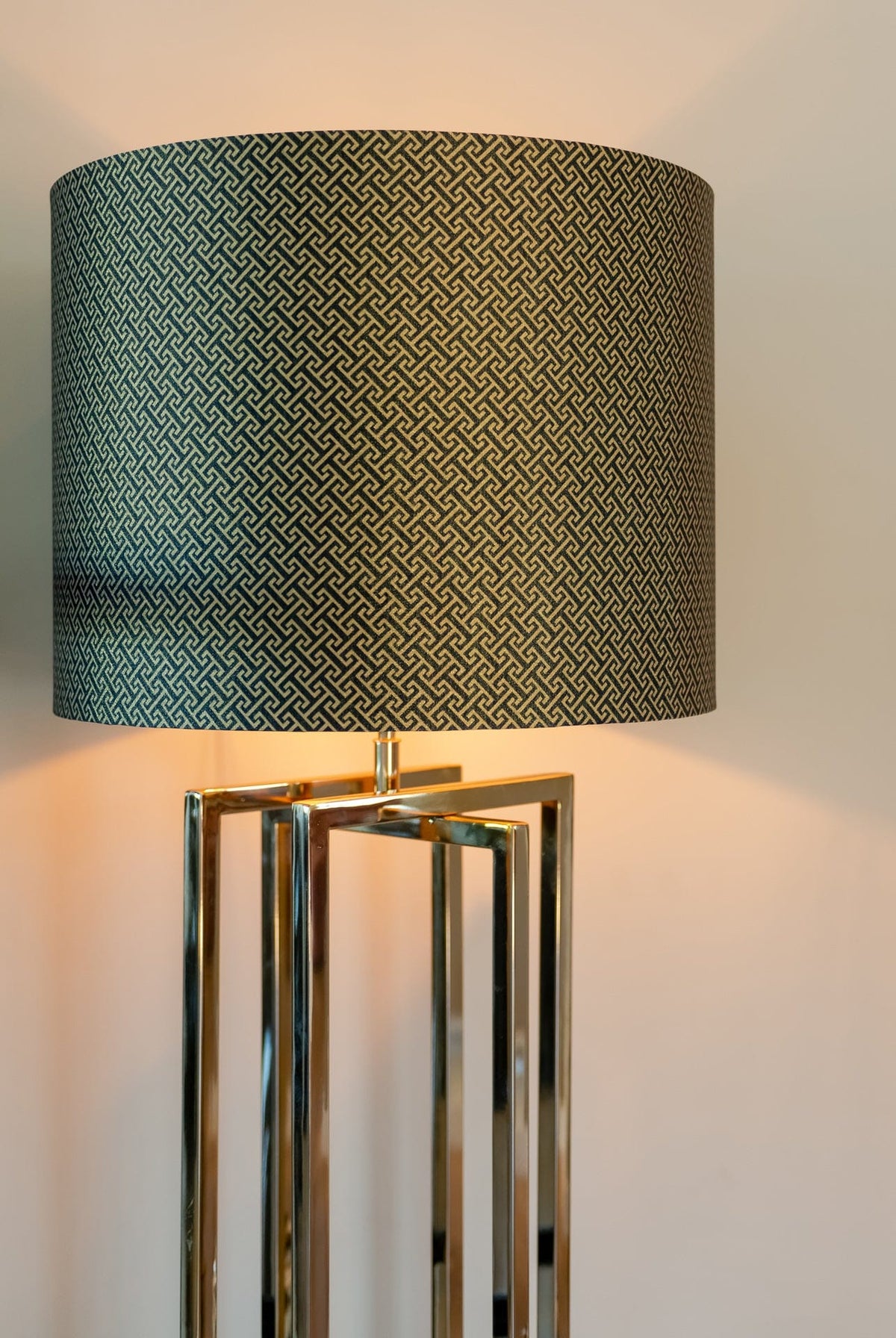 Richmond Interiors Lighting Lampshade Geo cilinder 50Ø (Donna-21056-Geo Classic Big 9999 Black) House of Isabella UK