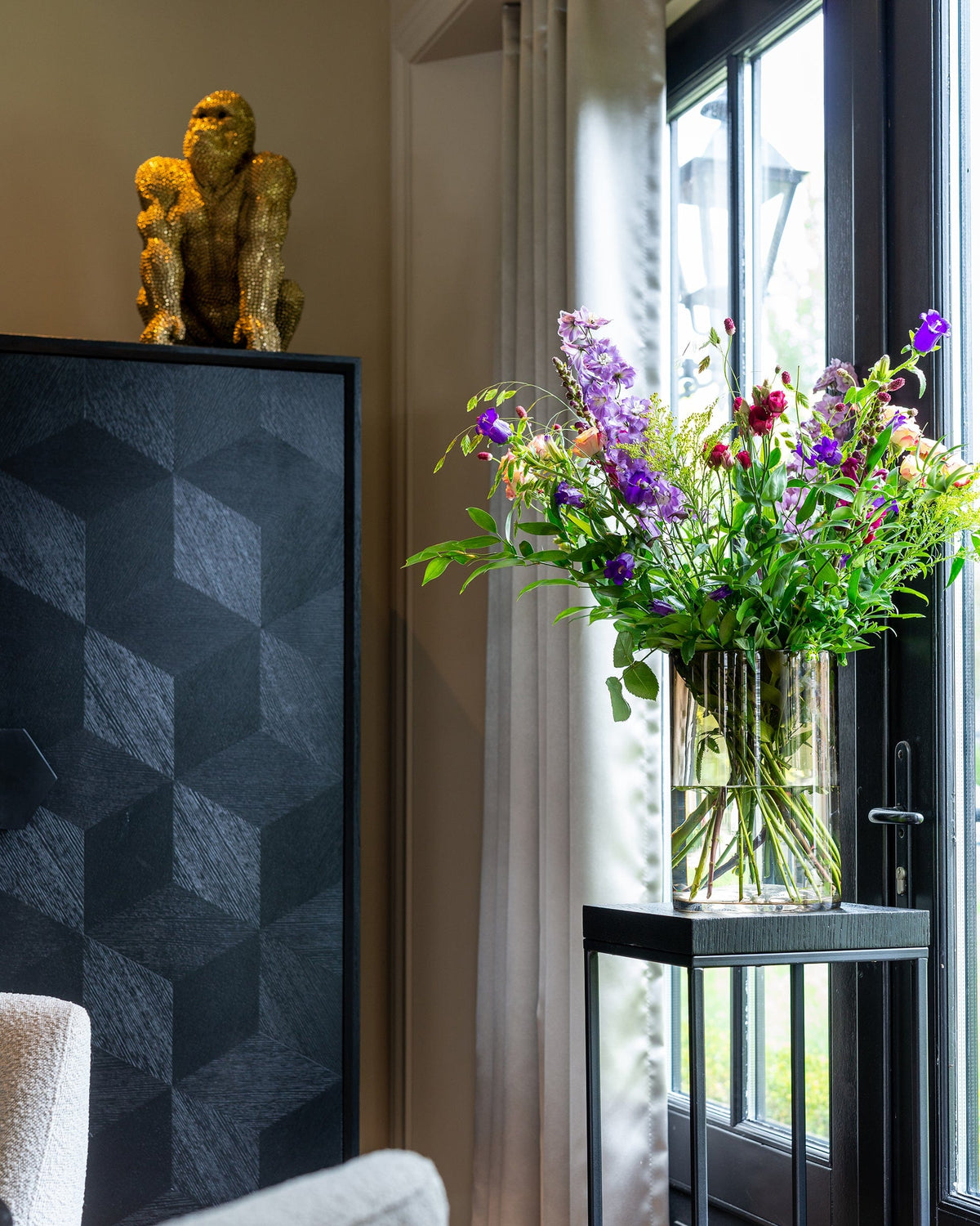 Richmond Interiors Living Cabinet Blax 2-doors House of Isabella UK