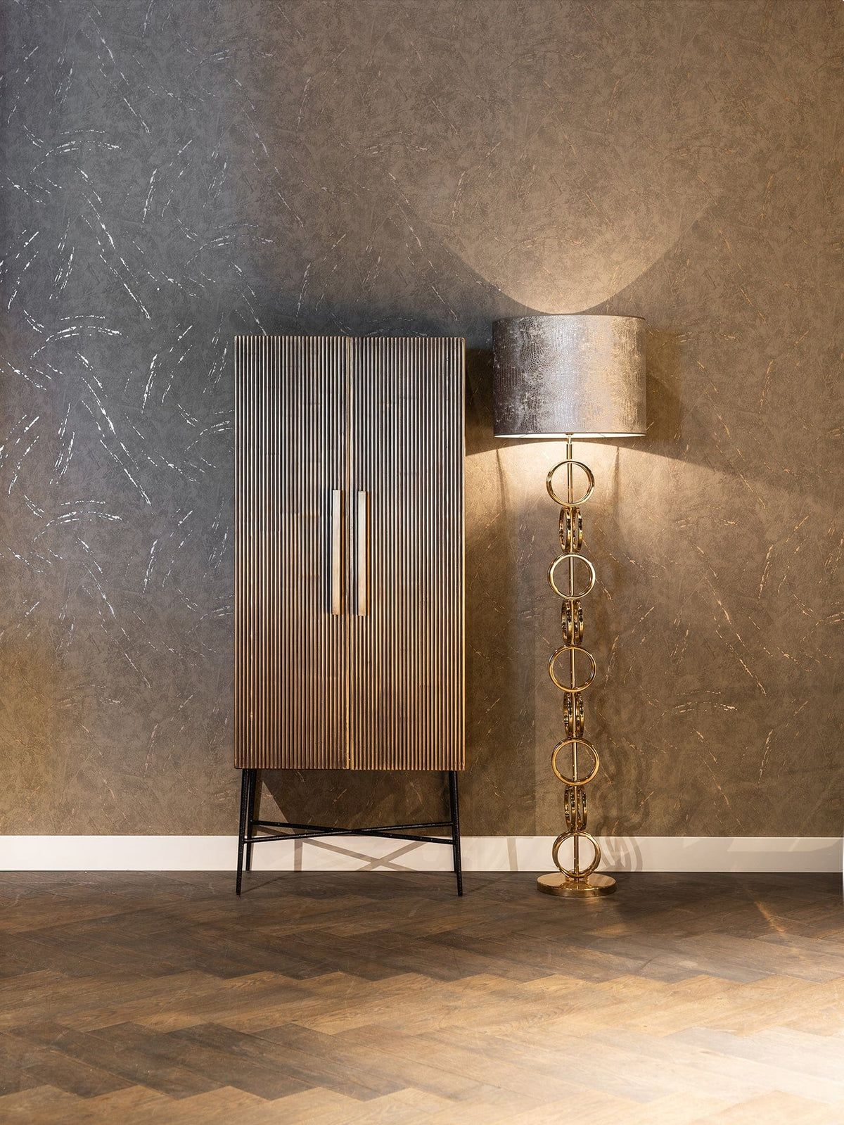 Richmond Interiors Living Cabinet Ironville 2-doors House of Isabella UK