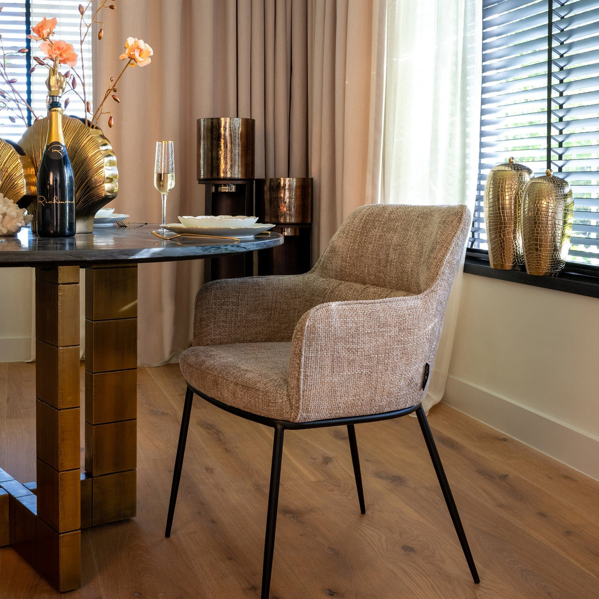 Richmond Interiors Living Chair Bella desert renegade (Renegade desert 109) House of Isabella UK