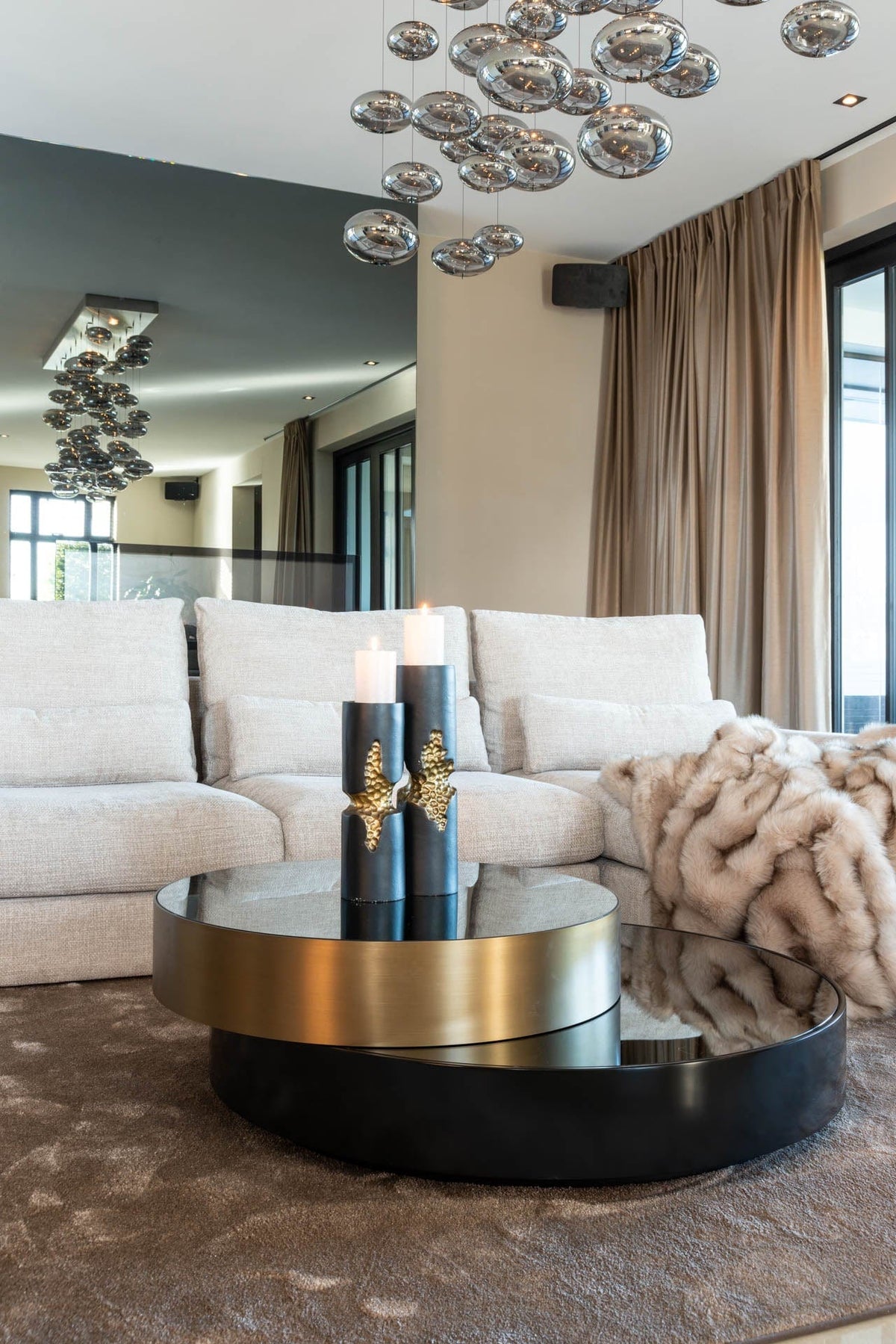 Richmond Interiors Living Coffee table Slice (Black/gold) House of Isabella UK