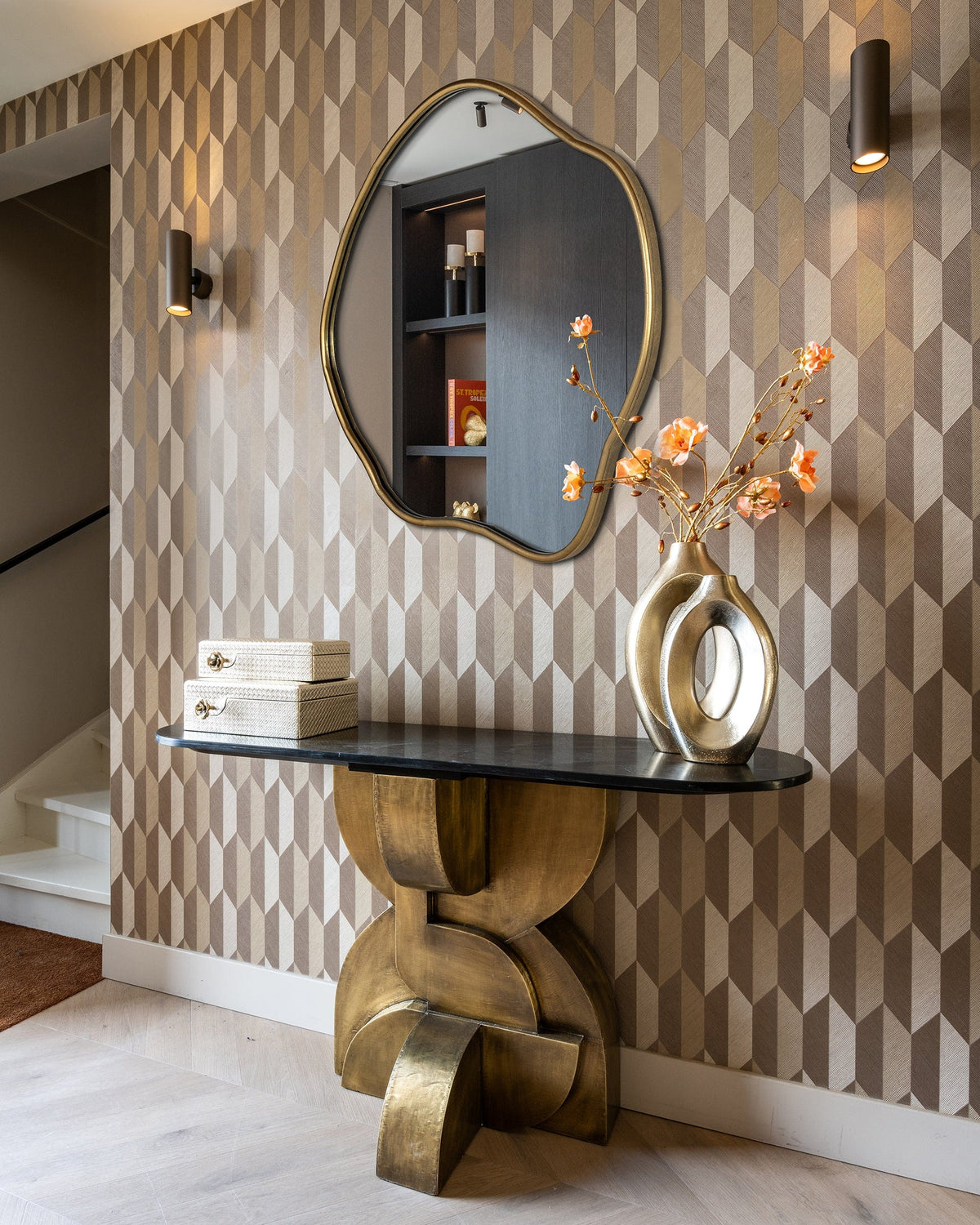 Richmond Interiors Living Console Maddox (Black/gold) House of Isabella UK