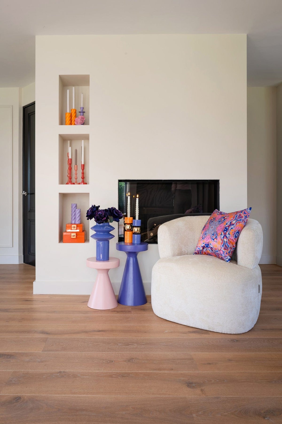 Richmond Interiors Living Side table Kimble purple big 30Ø House of Isabella UK