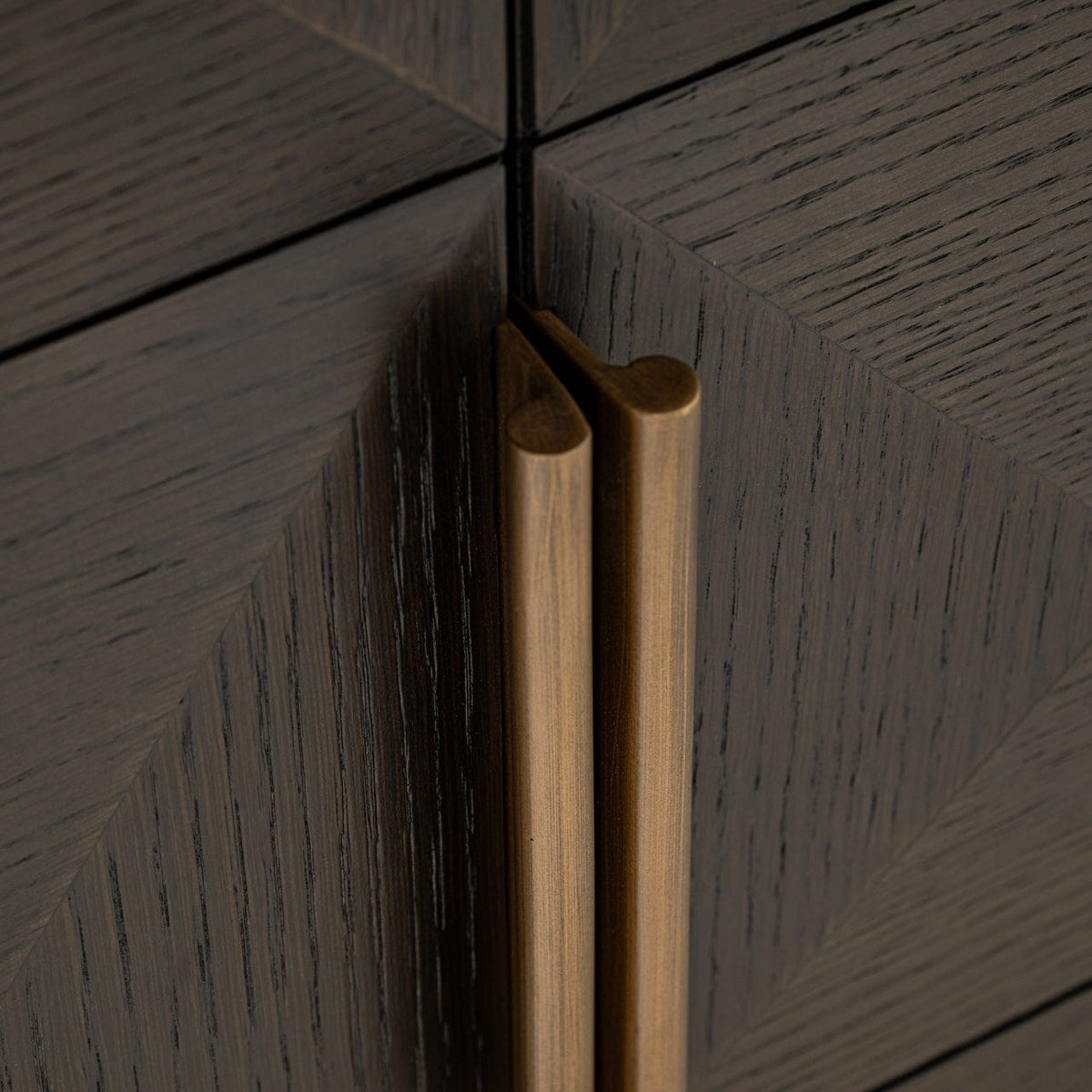 Richmond Interiors Living Sideboard Claremont brown  4-doors 2-shelves House of Isabella UK