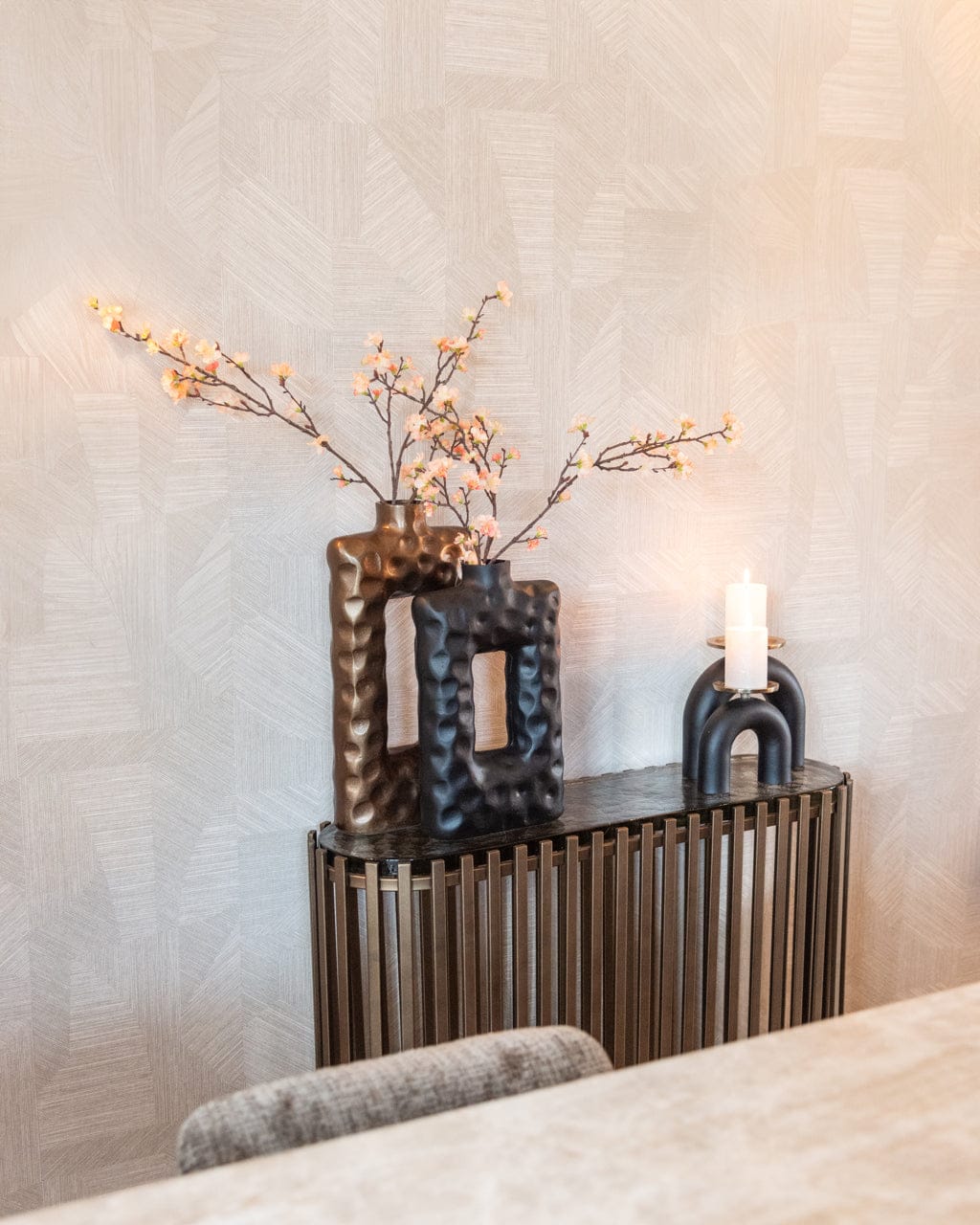 Richmond Interiors Living Vase Alain black House of Isabella UK