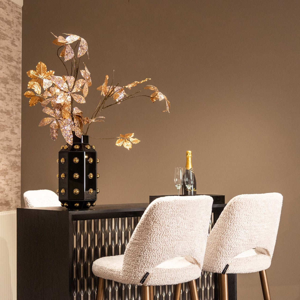 Richmond Interiors Living Vase Justa black House of Isabella UK