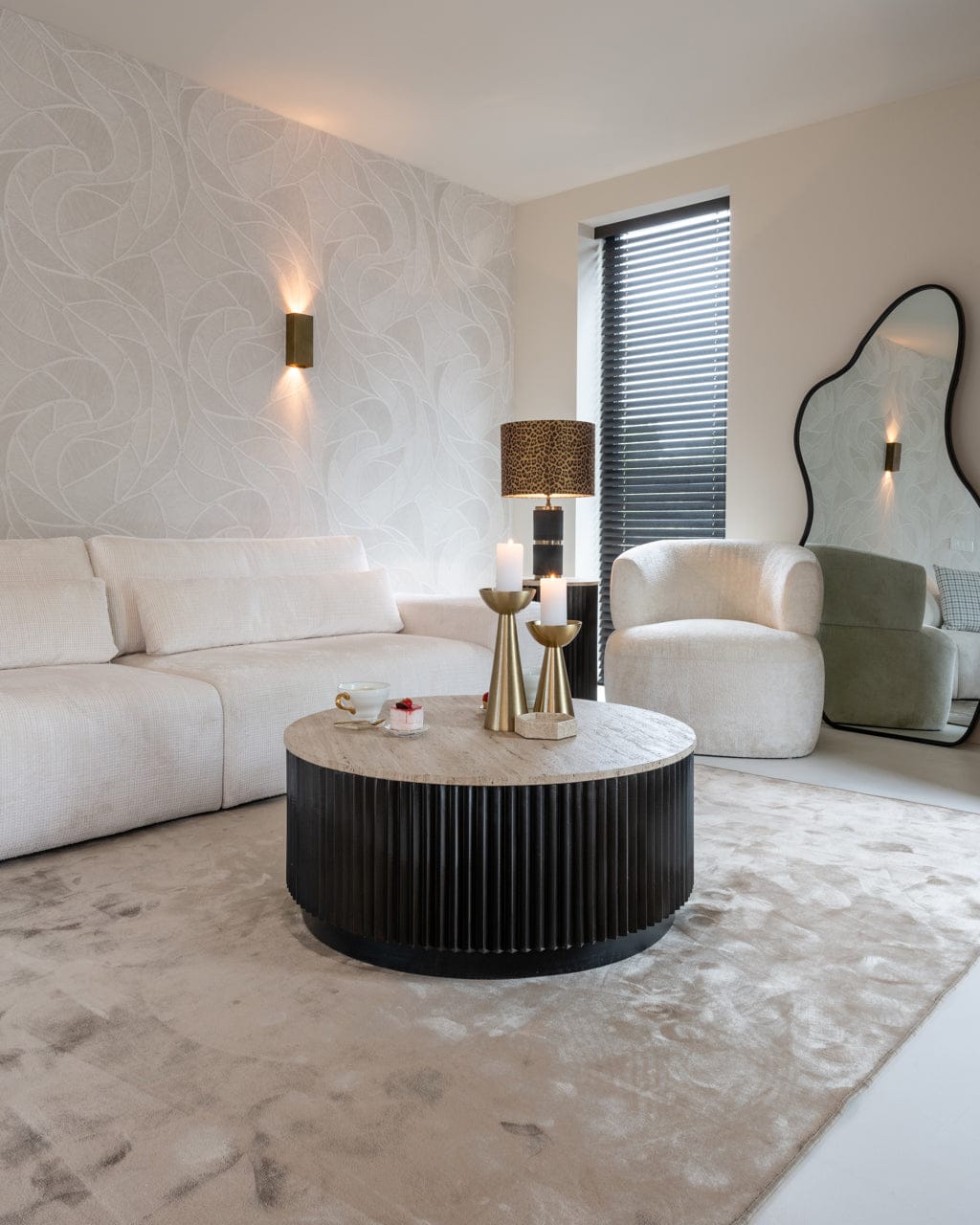 Richmond Interiors Mirrors Mirror Aldon black House of Isabella UK