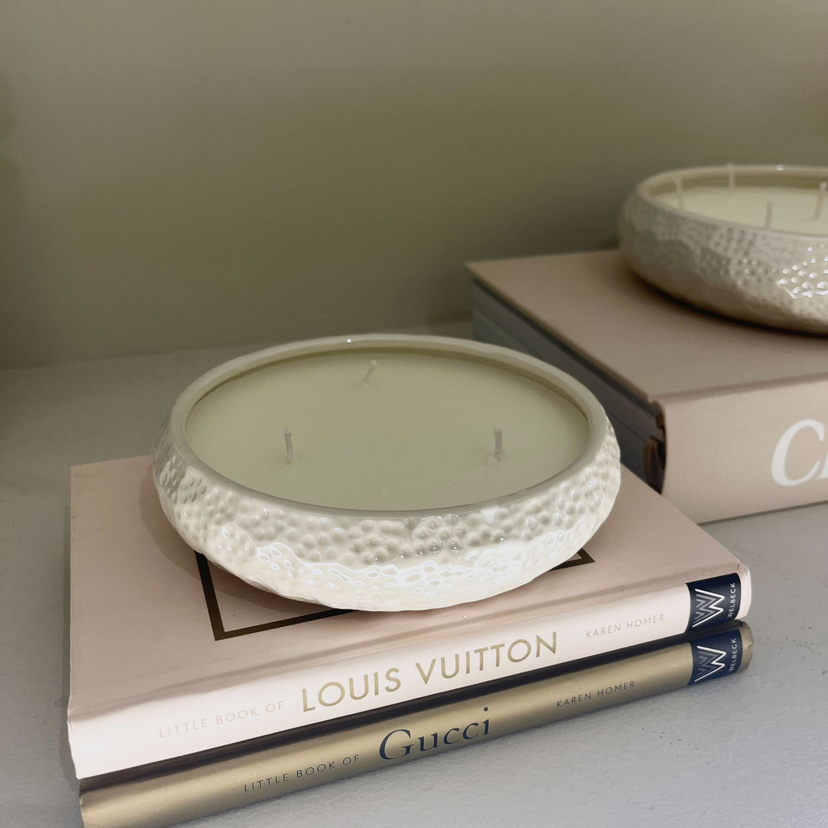 Rowen Homes Fragrance Aeolian 3 Wick White Pearlescent Scented Candle House of Isabella UK