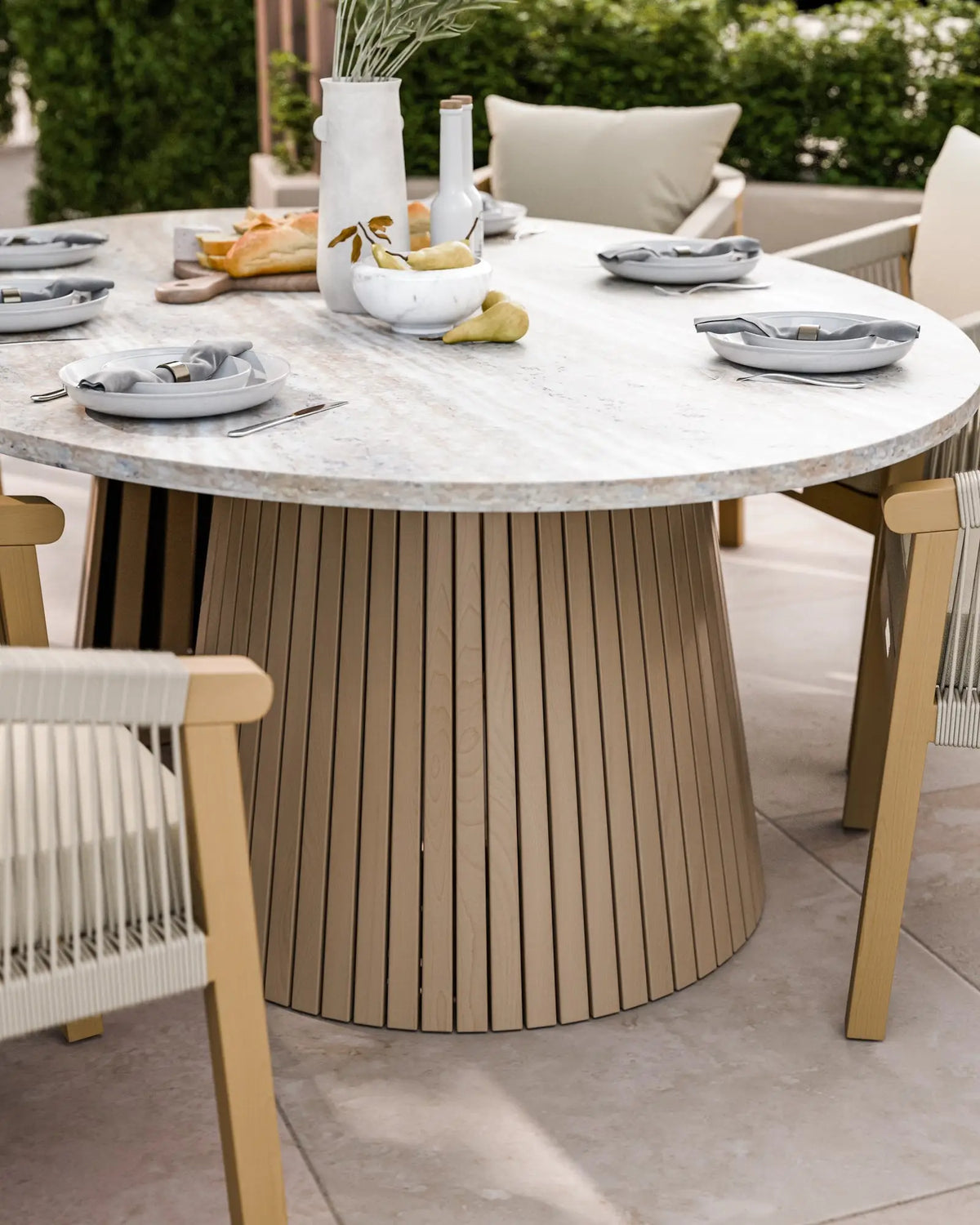 Royalcraft Outdoor Furniture Jupiter 6 Seater Ellipse D Conical Dining Set with Roma Dining Chairs House of Isabella UK