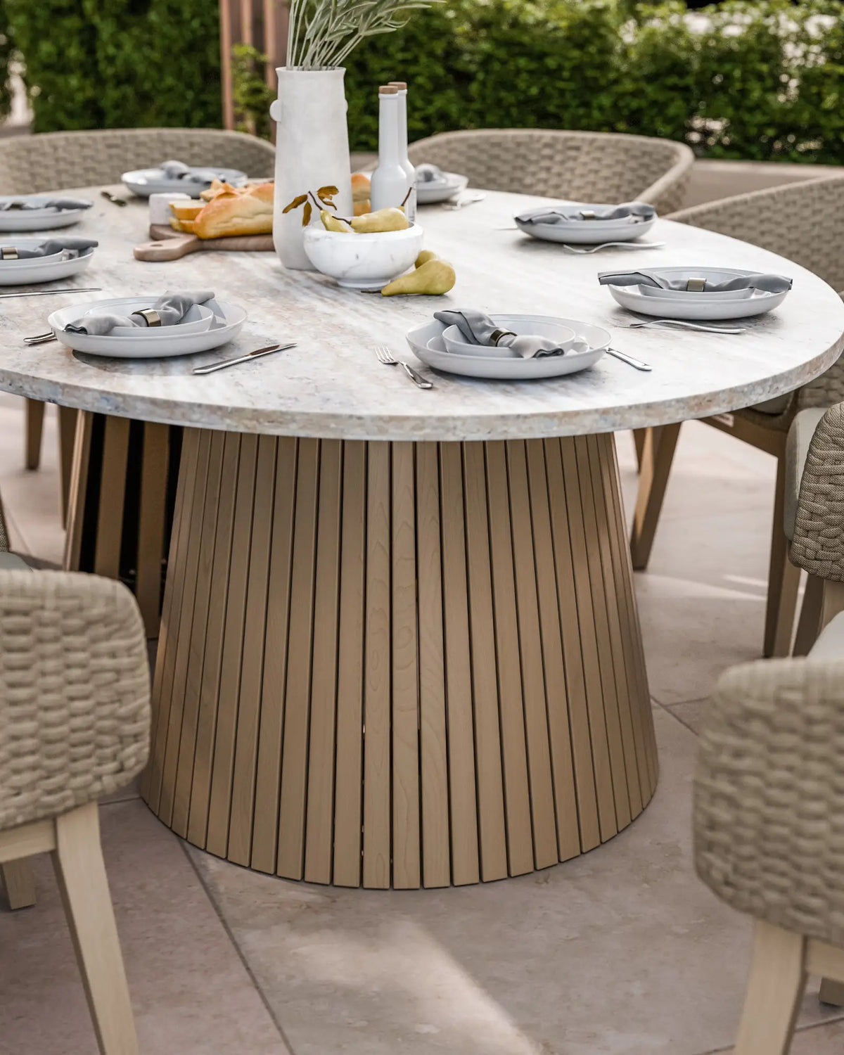 Royalcraft Outdoor Furniture Jupiter 8 Seater Ellipse D Conical Dining Set with Eden Dawn Dining Chairs House of Isabella UK