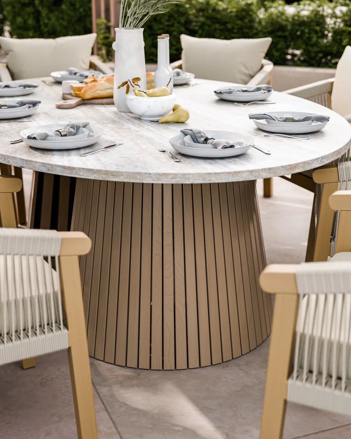 Royalcraft Outdoor Furniture Jupiter 8 Seater Ellipse D Conical Dining Set with Roma Dining Chairs House of Isabella UK