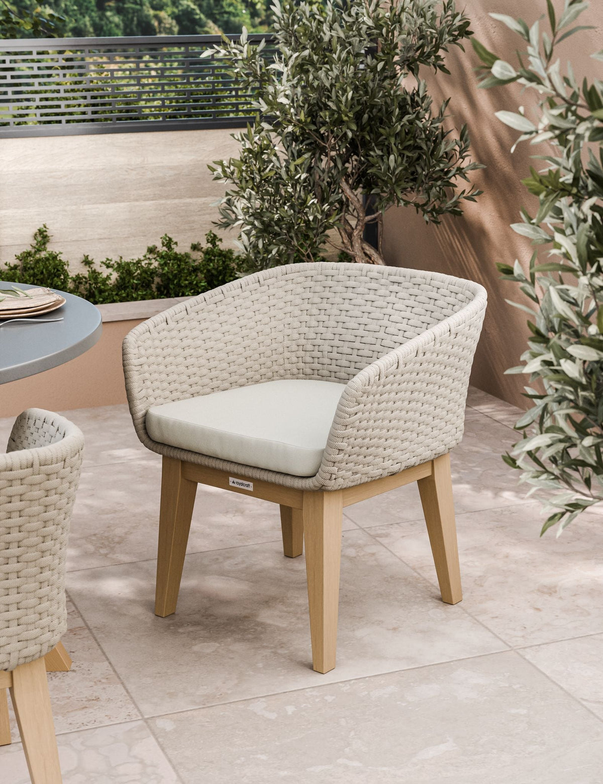 Royalcraft Outdoor Furniture Luna 4 Seater Round Concrete Dining Set with Eden Dusk Dining chairs House of Isabella UK
