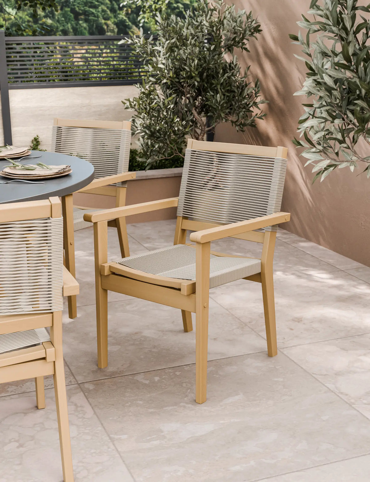 Royalcraft Outdoor Furniture Luna 6 Seater Concrete Dining Set with Roma Stacking Chairs House of Isabella UK