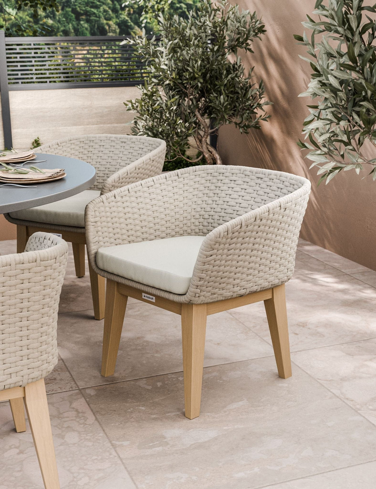 Royalcraft Outdoor Furniture Luna 6 Seater Round Concrete Dining Set with Eden Dusk Dining chairs House of Isabella UK
