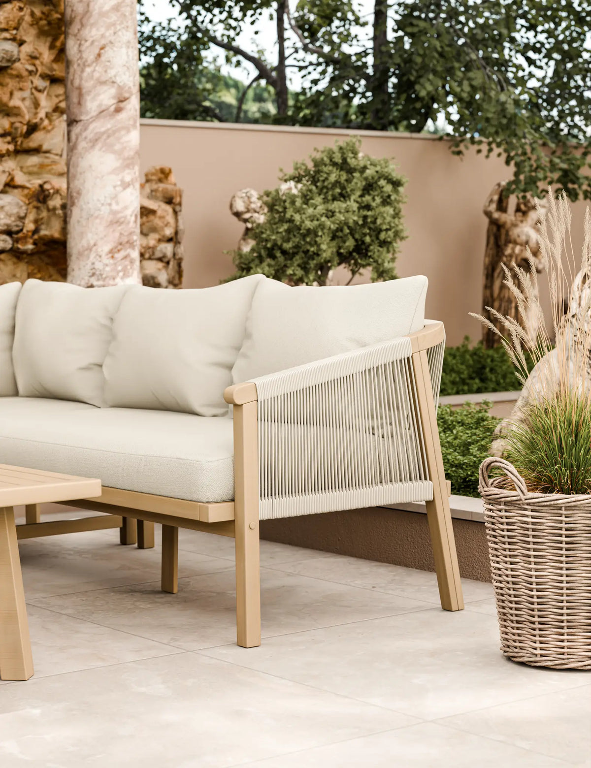 Royalcraft Outdoor Furniture Roma 5 Seater Corner Lounge Set with 90cm Square Coffee Table House of Isabella UK