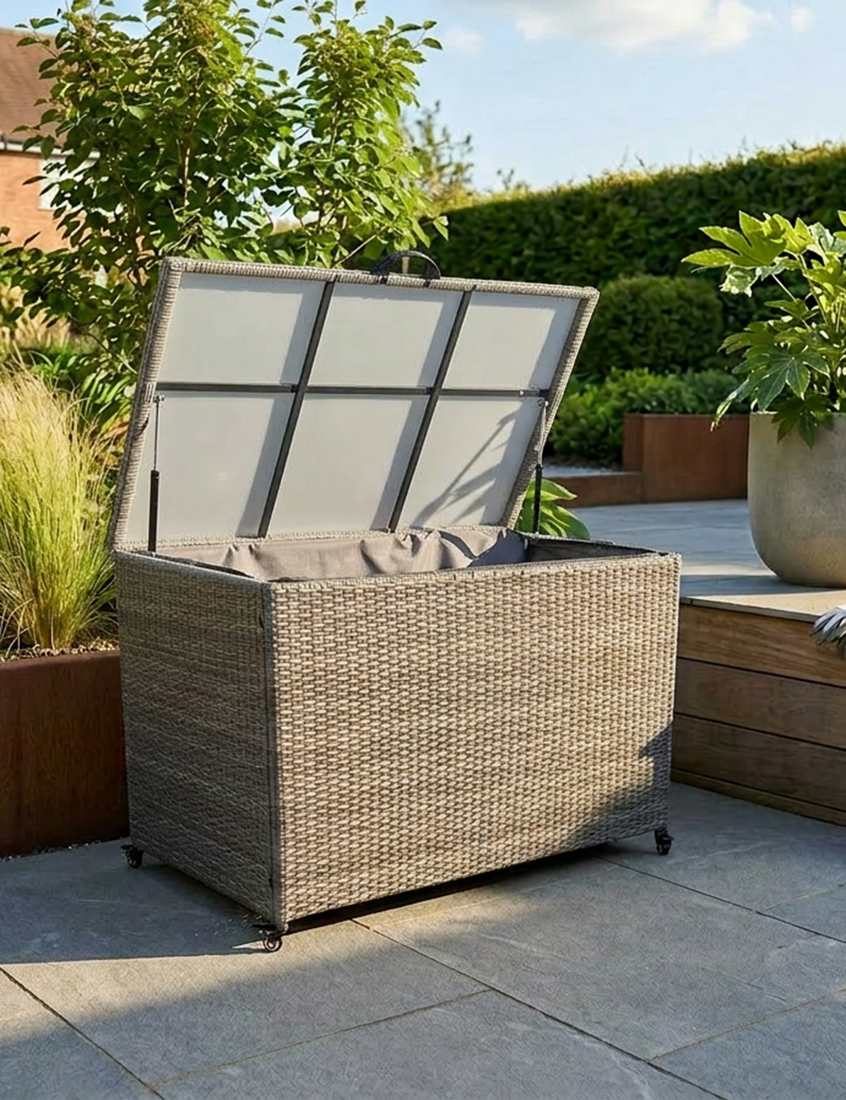 Royalcraft Outdoor Storage Box Natural Weave 510L KD Cushion Storage Box House of Isabella UK