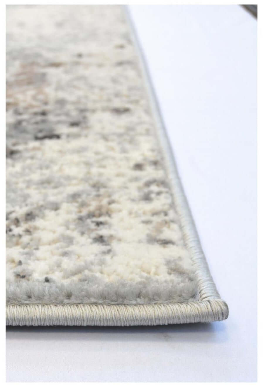 The Rugs Rugs Abstract Vintage Cream & Grey Rug | D176A House of Isabella UK