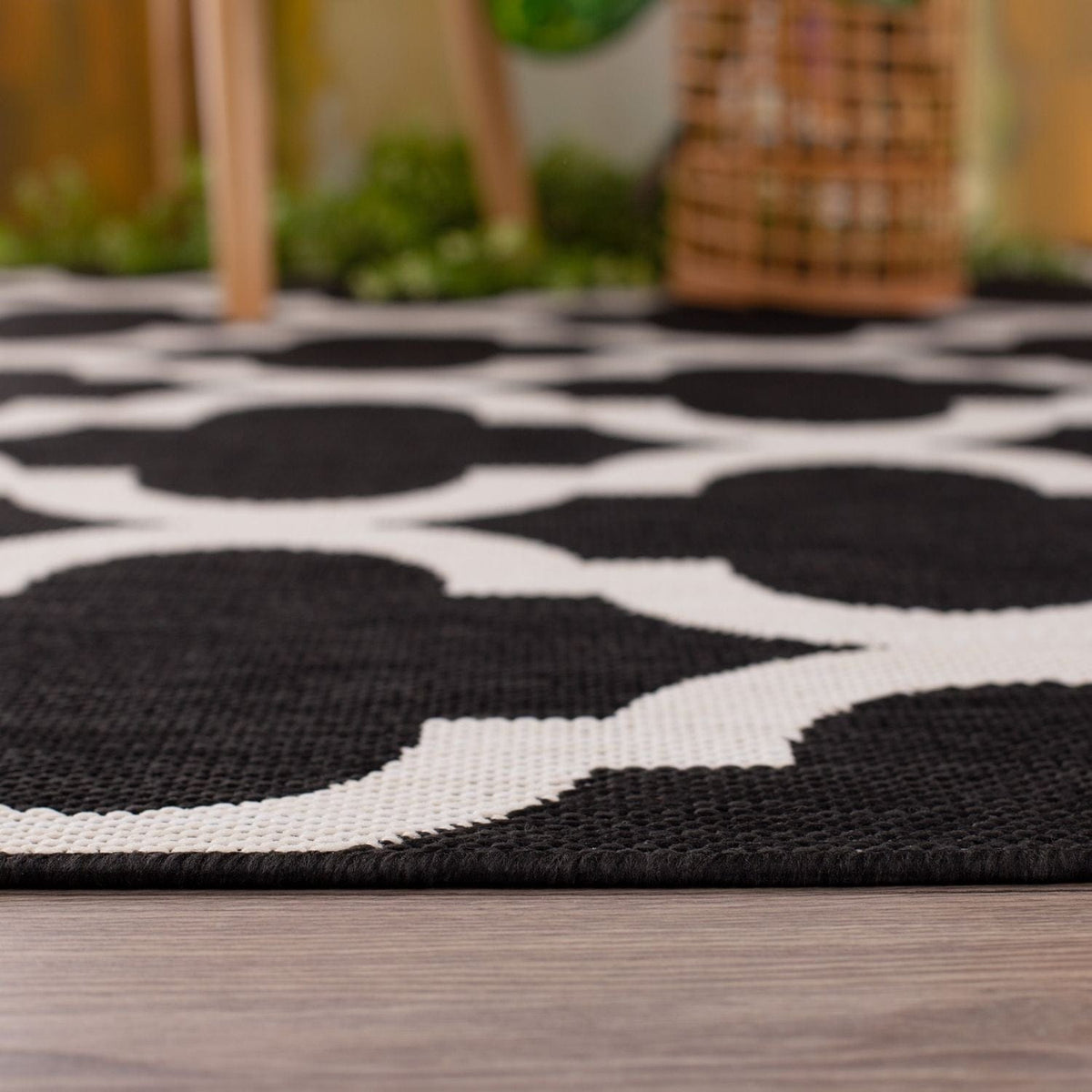 The Rugs Rugs Ecology Outdoor Rug Black | 400B House of Isabella UK