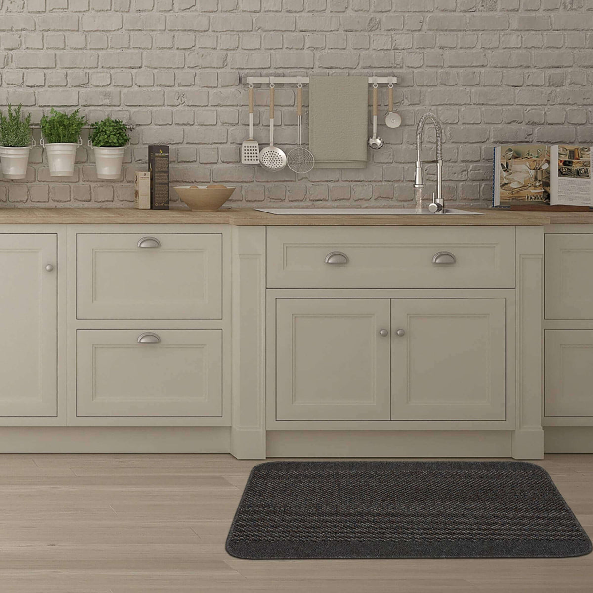 The Rugs Rugs Washable Bordered Dark Grey Rug | 110D House of Isabella UK