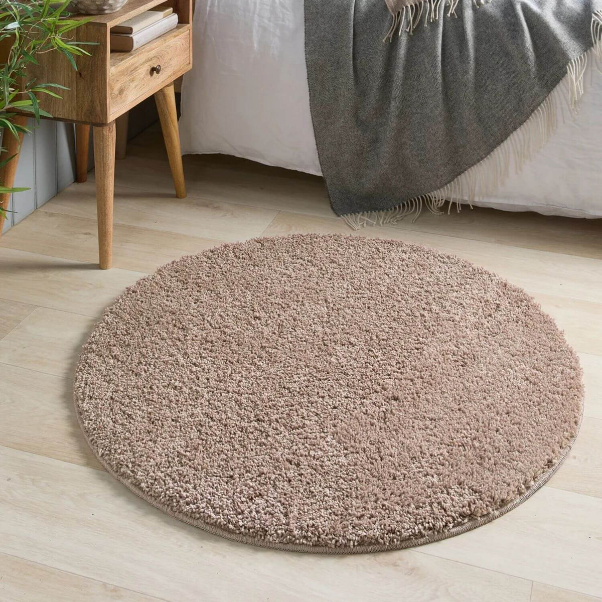 The Rugs Rugs Washable Nude Pink Shaggy Rug House of Isabella UK