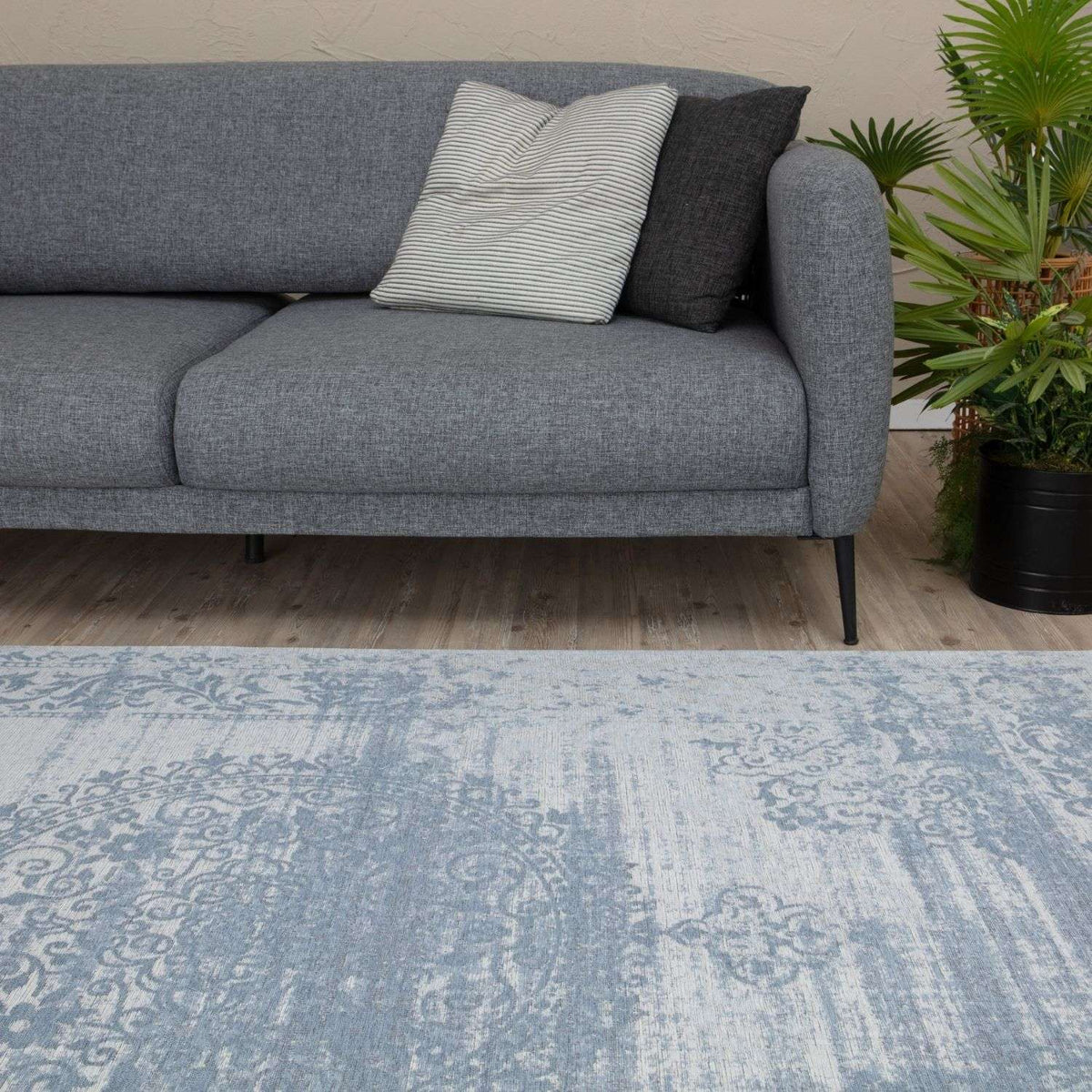 The Rugs Rugs Washable Rug Carina Blue | 6945 House of Isabella UK