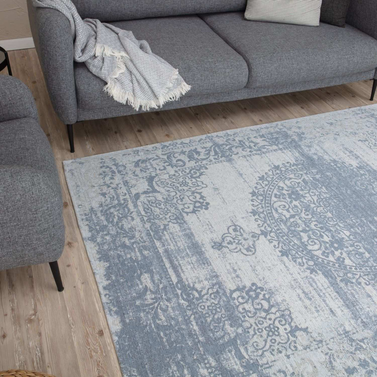 The Rugs Rugs Washable Rug Carina Blue | 6945 House of Isabella UK