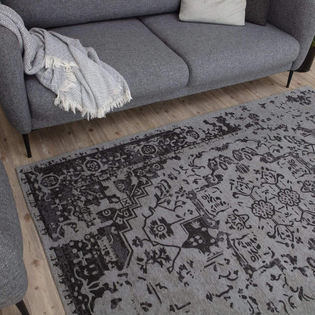 The Rugs Rugs Washable Rug Carina Grey | 6963 House of Isabella UK