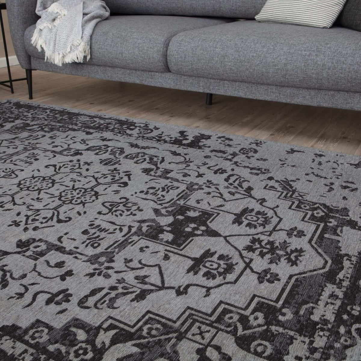 The Rugs Rugs Washable Rug Carina Grey | 6963 House of Isabella UK
