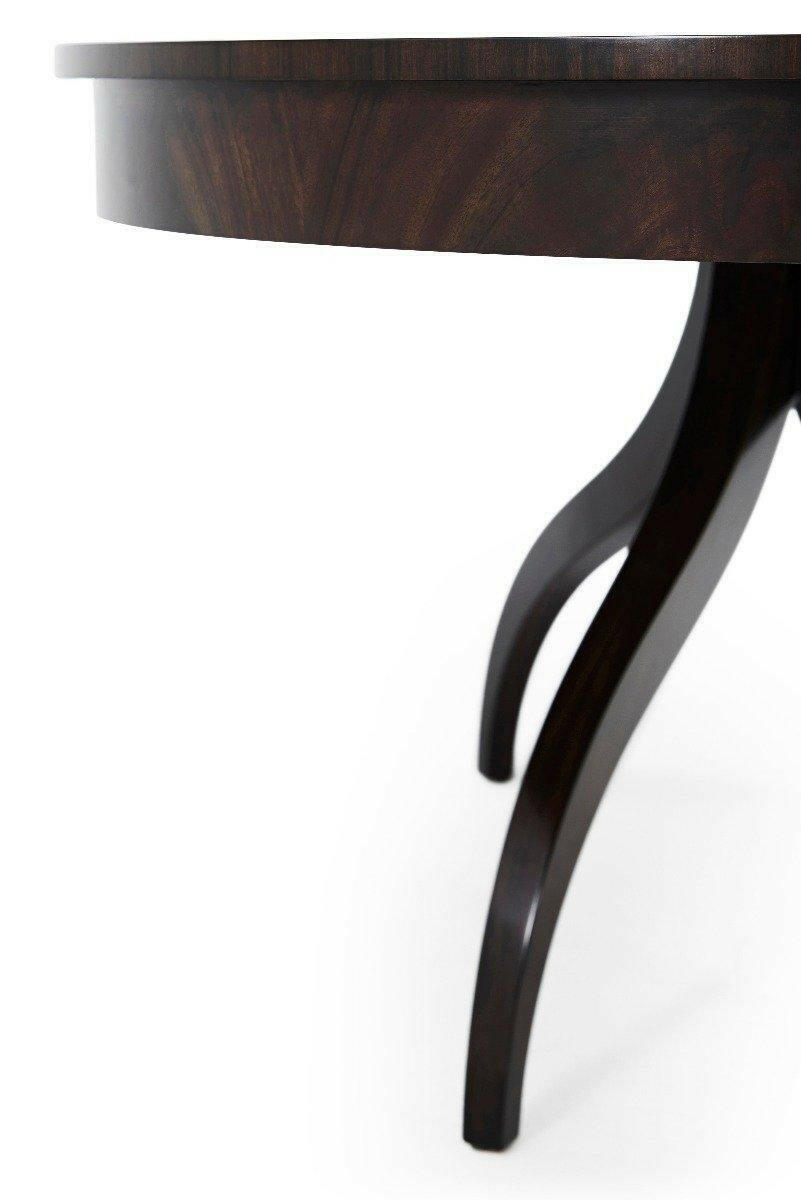 Dining Table Newman in Morado Veneer.