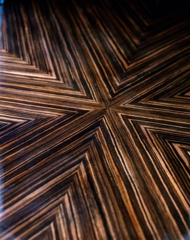 Extendable Dining Table Edward.