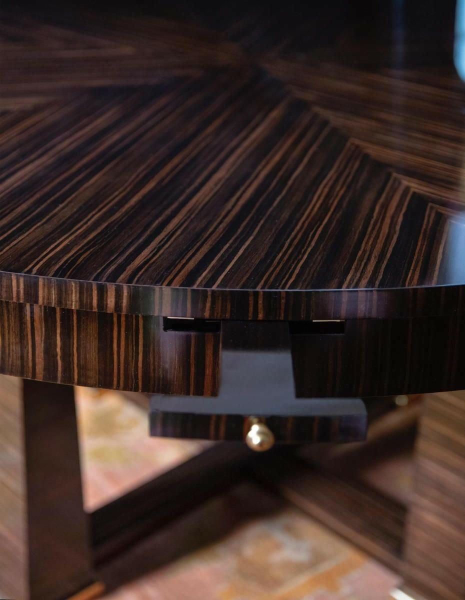 Extendable Dining Table Edward.