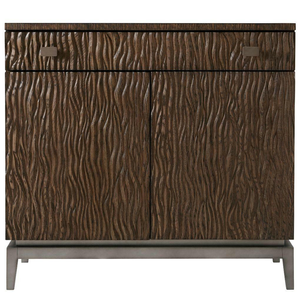 Cabinet Oliviero in Charteris Finish.