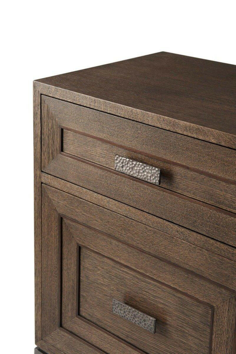 Sideboard Giacomo in Charteris Finish.