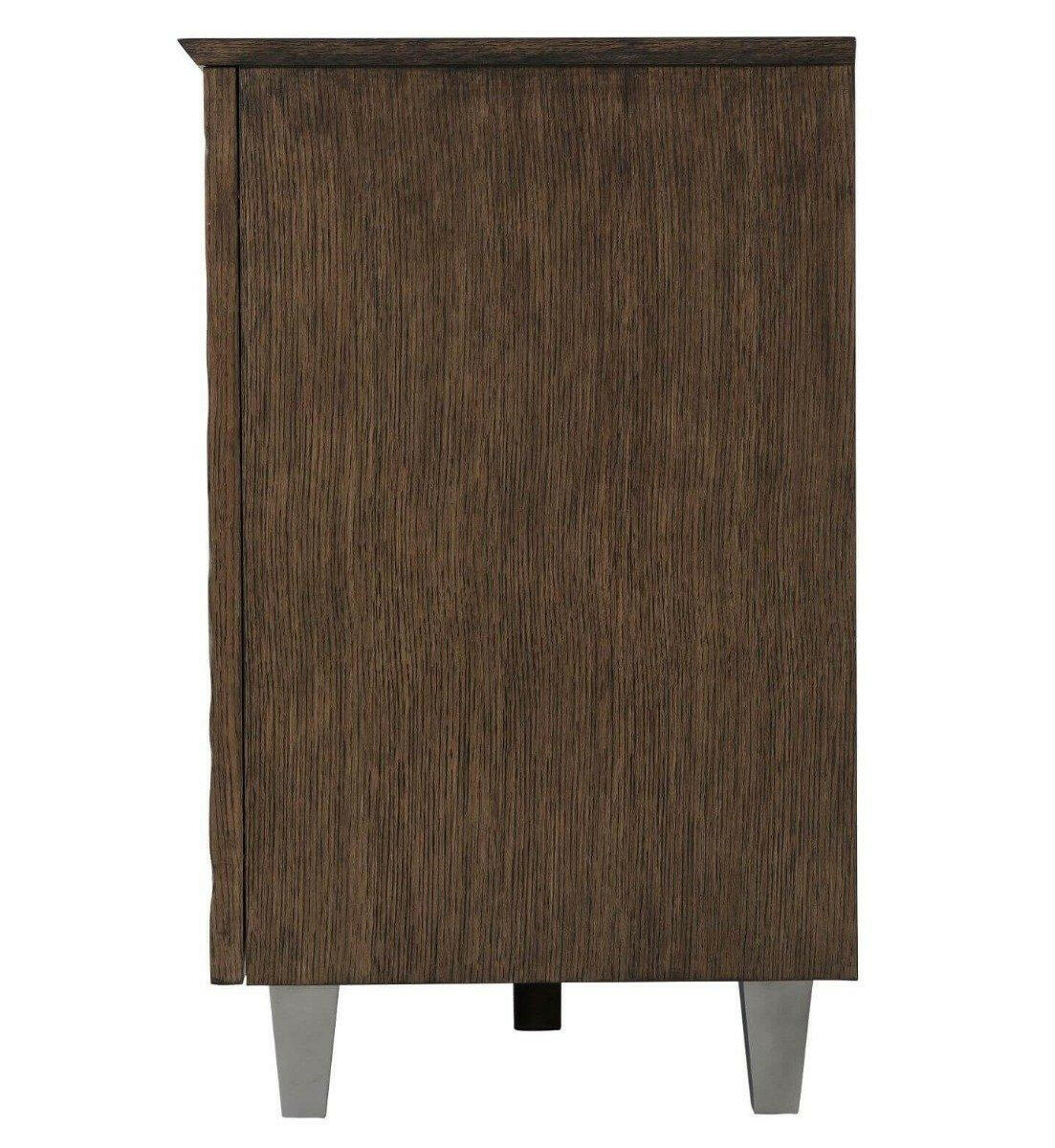 Sideboard Oliviero in Charteris Finish.