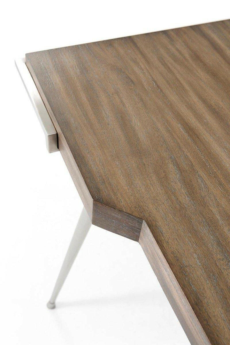Ta Studio Desk Cosmopolitan in Mangrove.