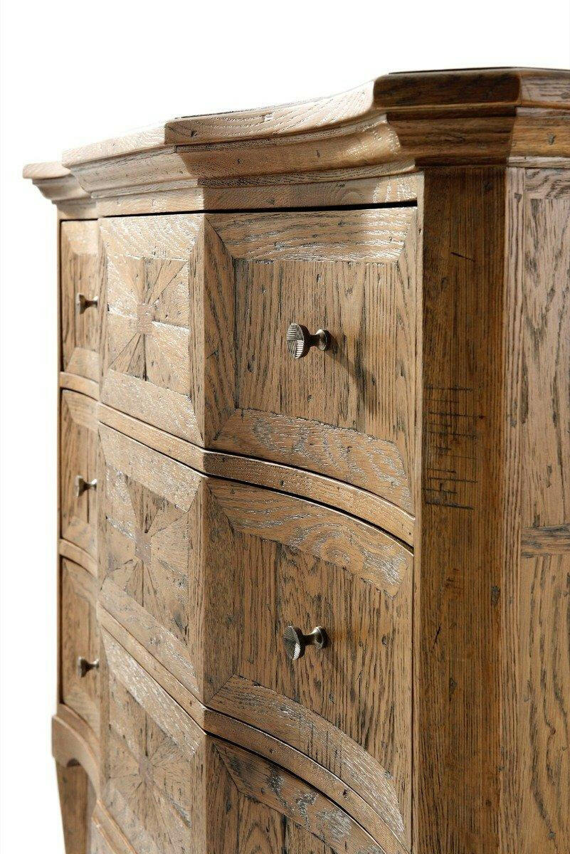 Chest of Drawers Rollin in Echo Oak.