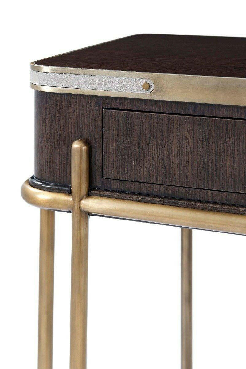 Dressing Table Iconic.