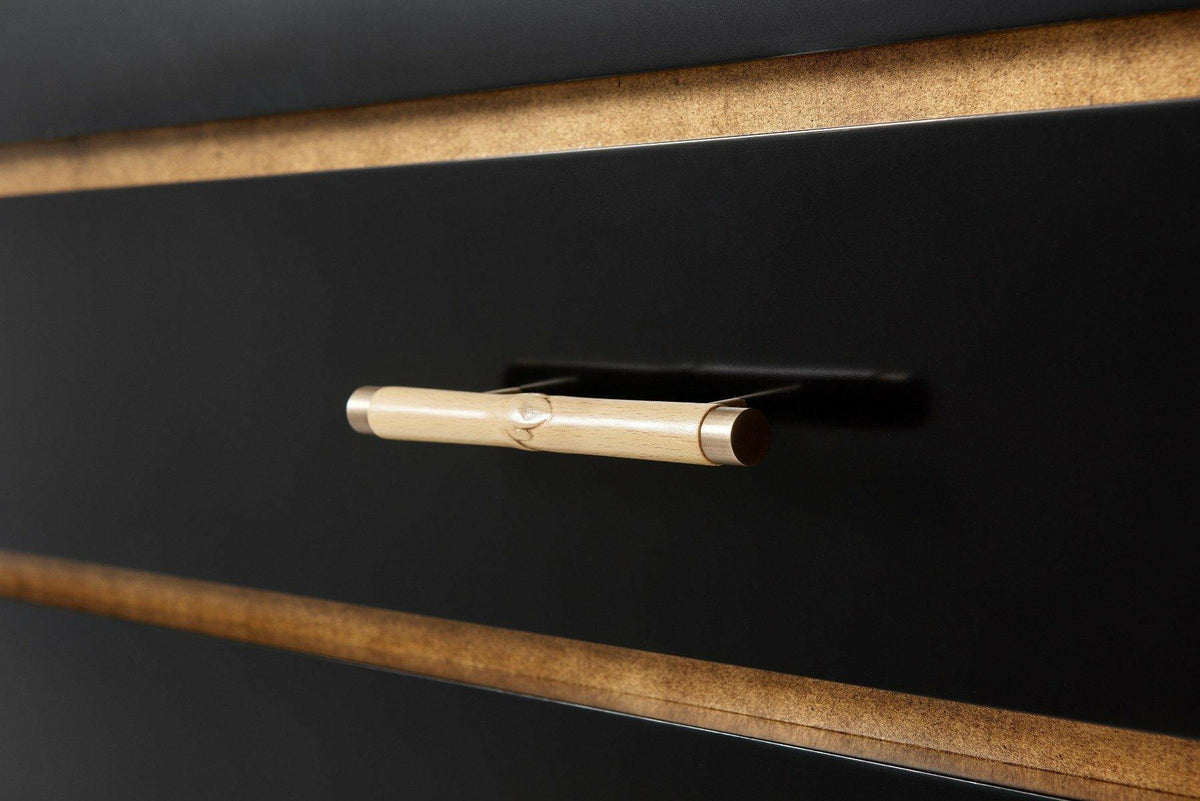 Fascinate Chest of Drawers in Black.