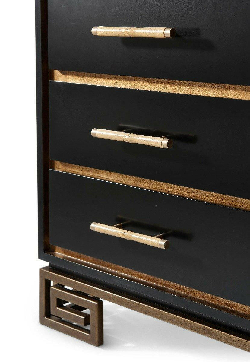 Fascinate Chest of Drawers in Black.