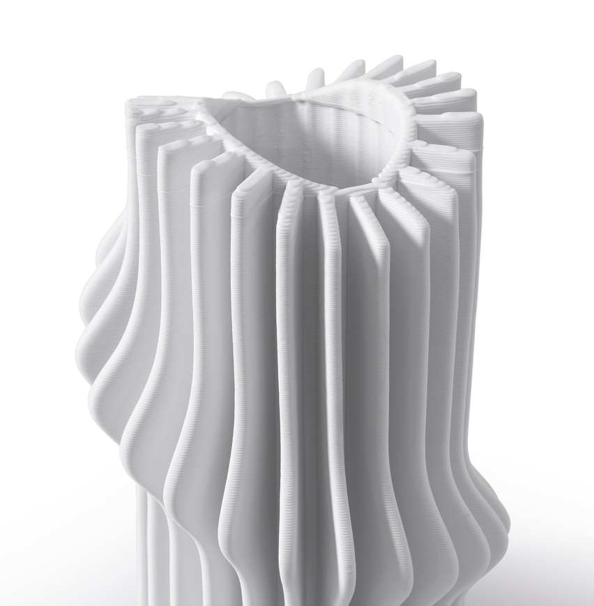 Suro II Ceramic Pot.