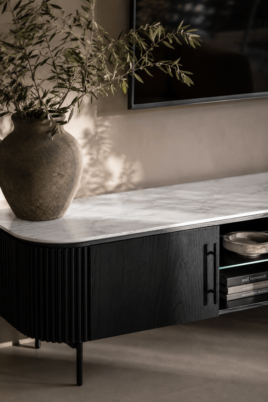 Tommy Franks Living Lantine Marble TV Unit - Black Oak House of Isabella UK